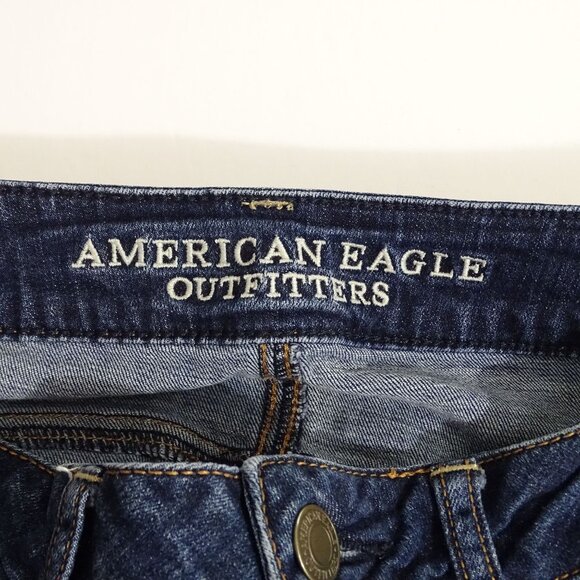 American Eagle Outfitters Super Stretch Denim Jean Shorts Women Size 10 Raw Hem - Picture 3 of 9